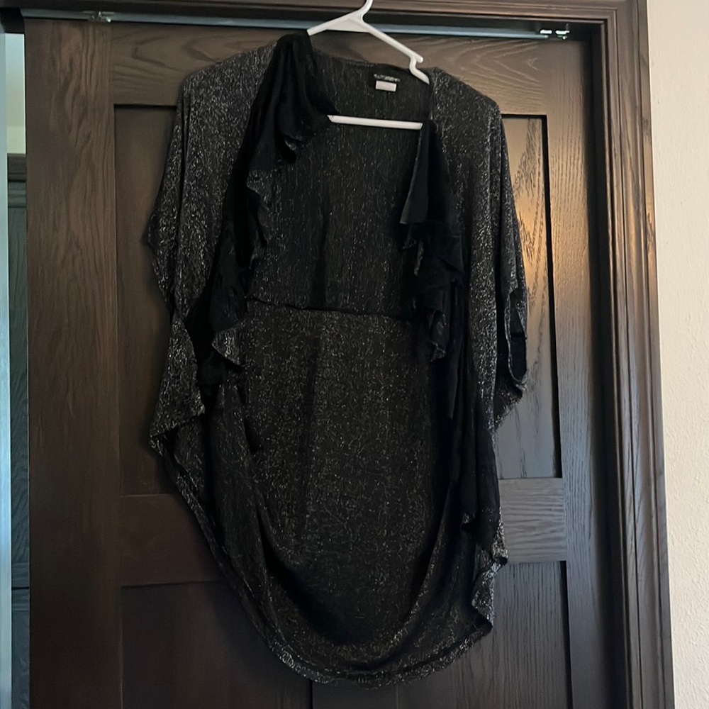 Like new buckle Daytrip shawl